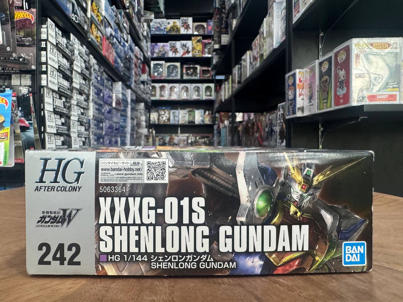 BANDAI SPIRITS HGAC 1/144 New Mobile Suit Gundam Wing Shenlong Gundam 242