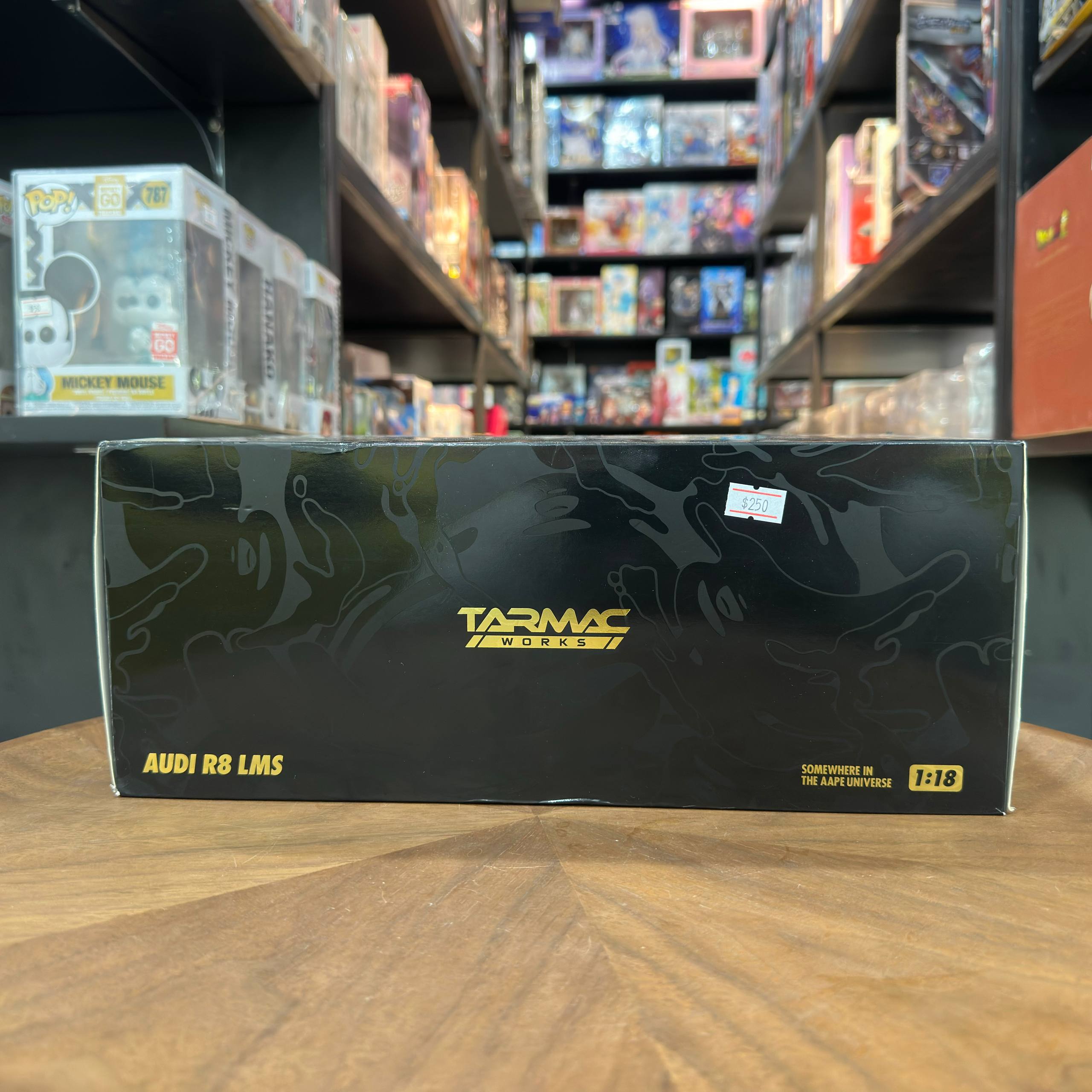Limited Edition Tarmac Audi R8 AAPE 1/18 Gold