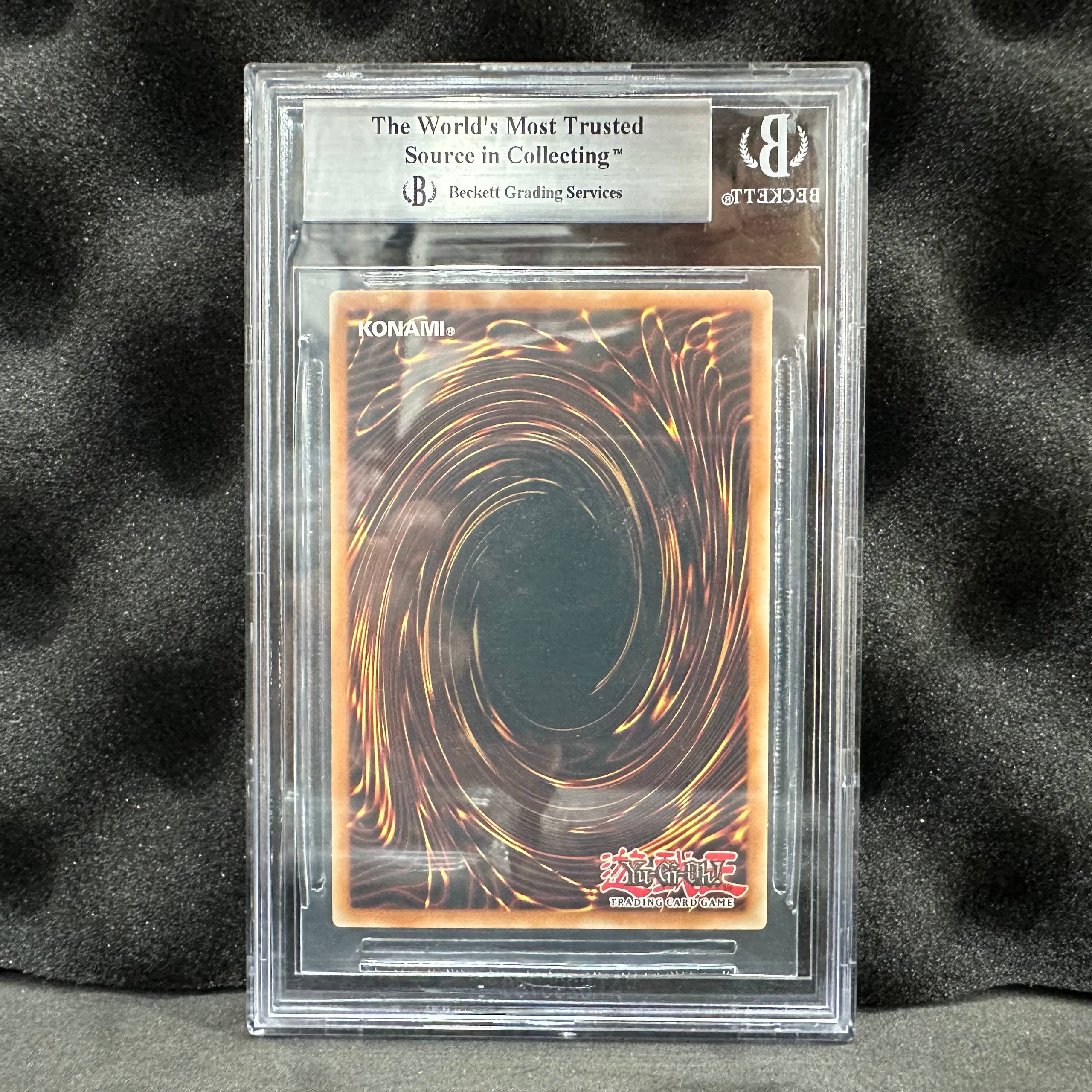 Red-Eyes Black Dragon Maximum Gold MAGO-EN003 1st Edition Becket 9