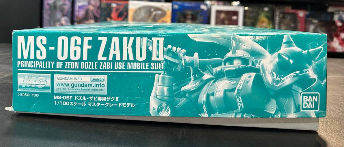Bandai MG 1/100 MS-06F Zaku II for Dozle Zabi 