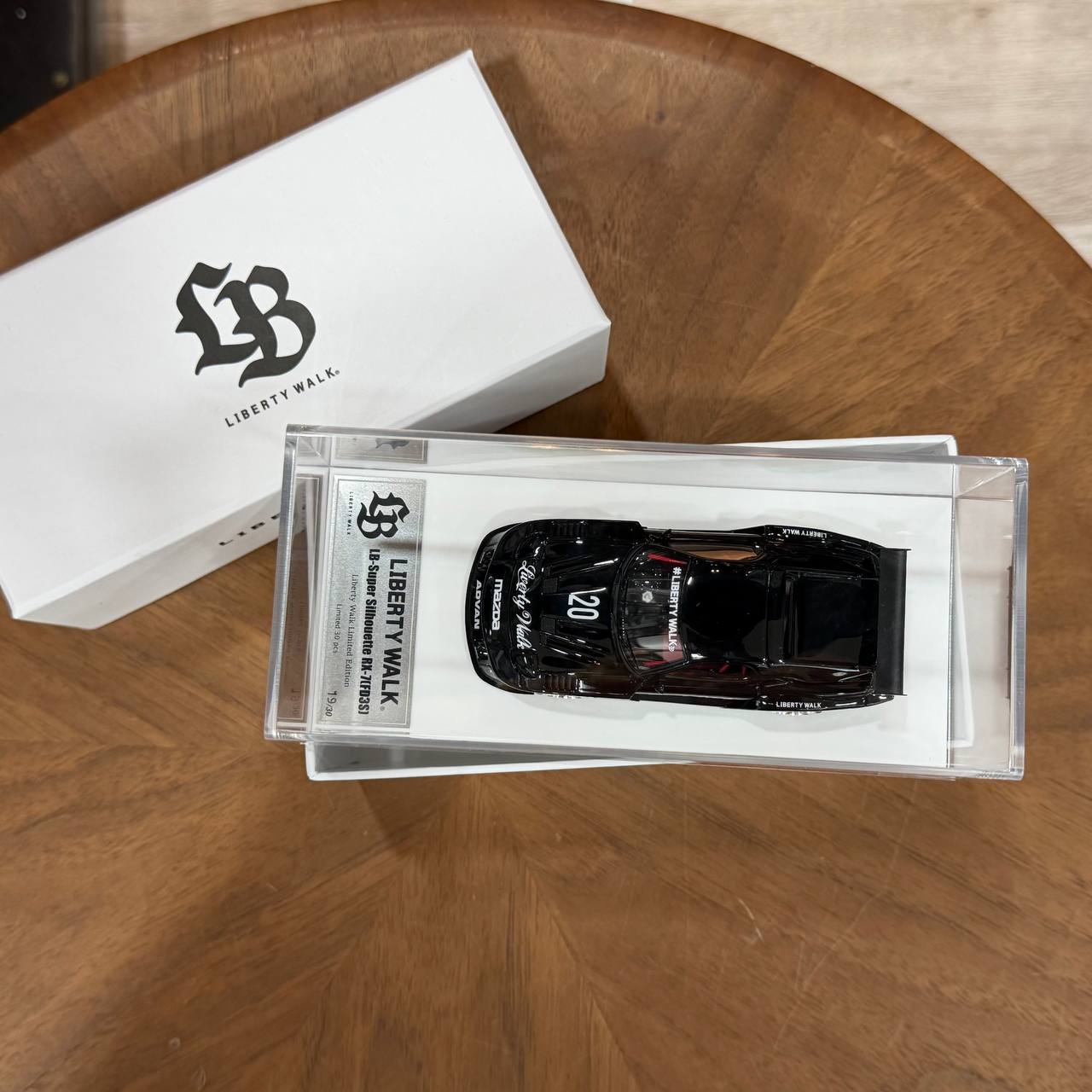 TSM-Model 1:43 Mazda RX-7 LB-Super Silhouette Liberty Walk